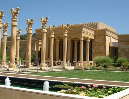 Перський храм